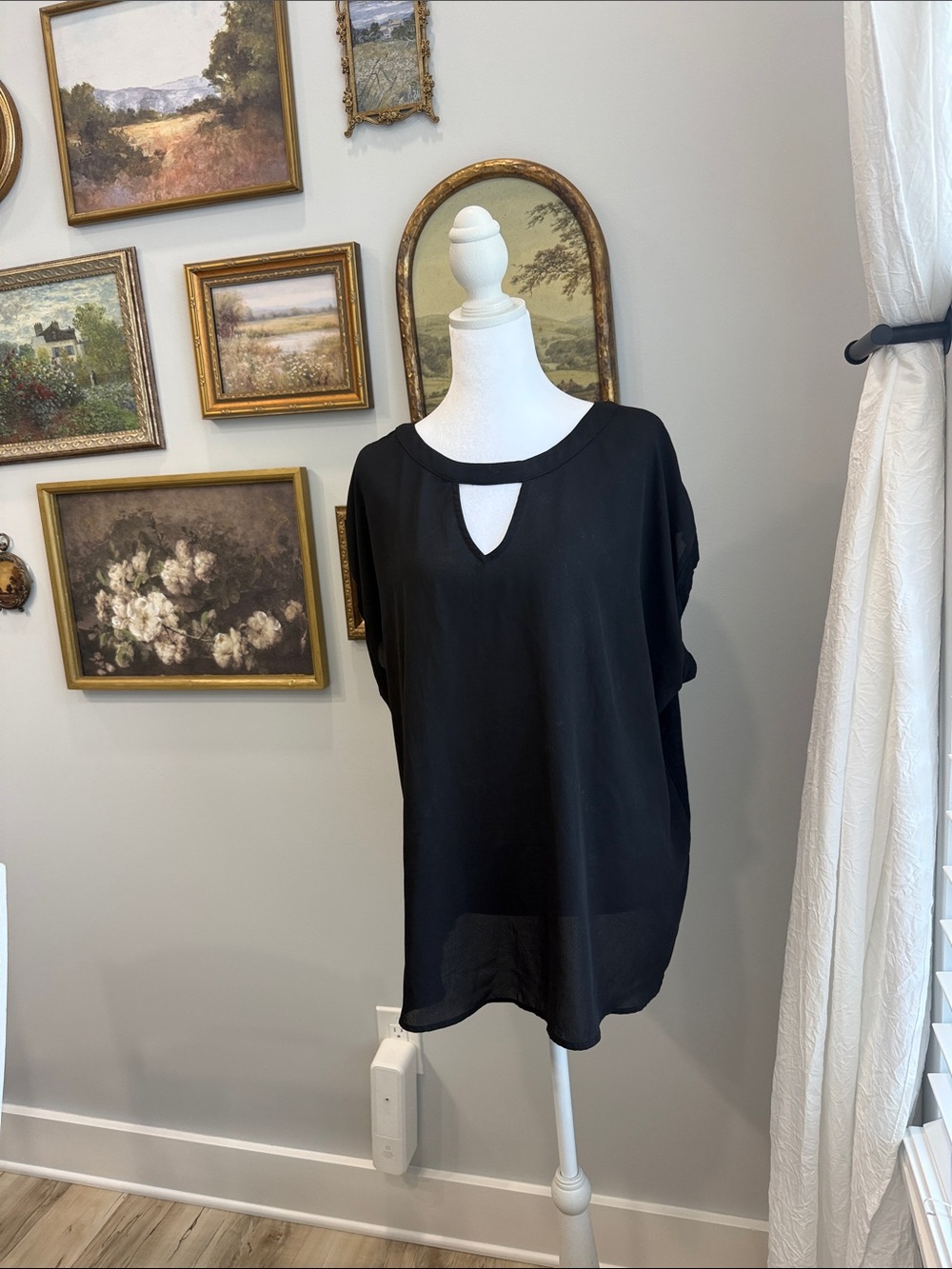 Papermoon Black Keyhole Dolman Sleeve Blouse